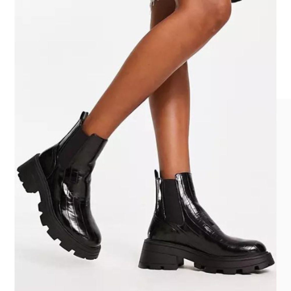 New! Topshop Bella chunky chelsea boot in black croc NWOB